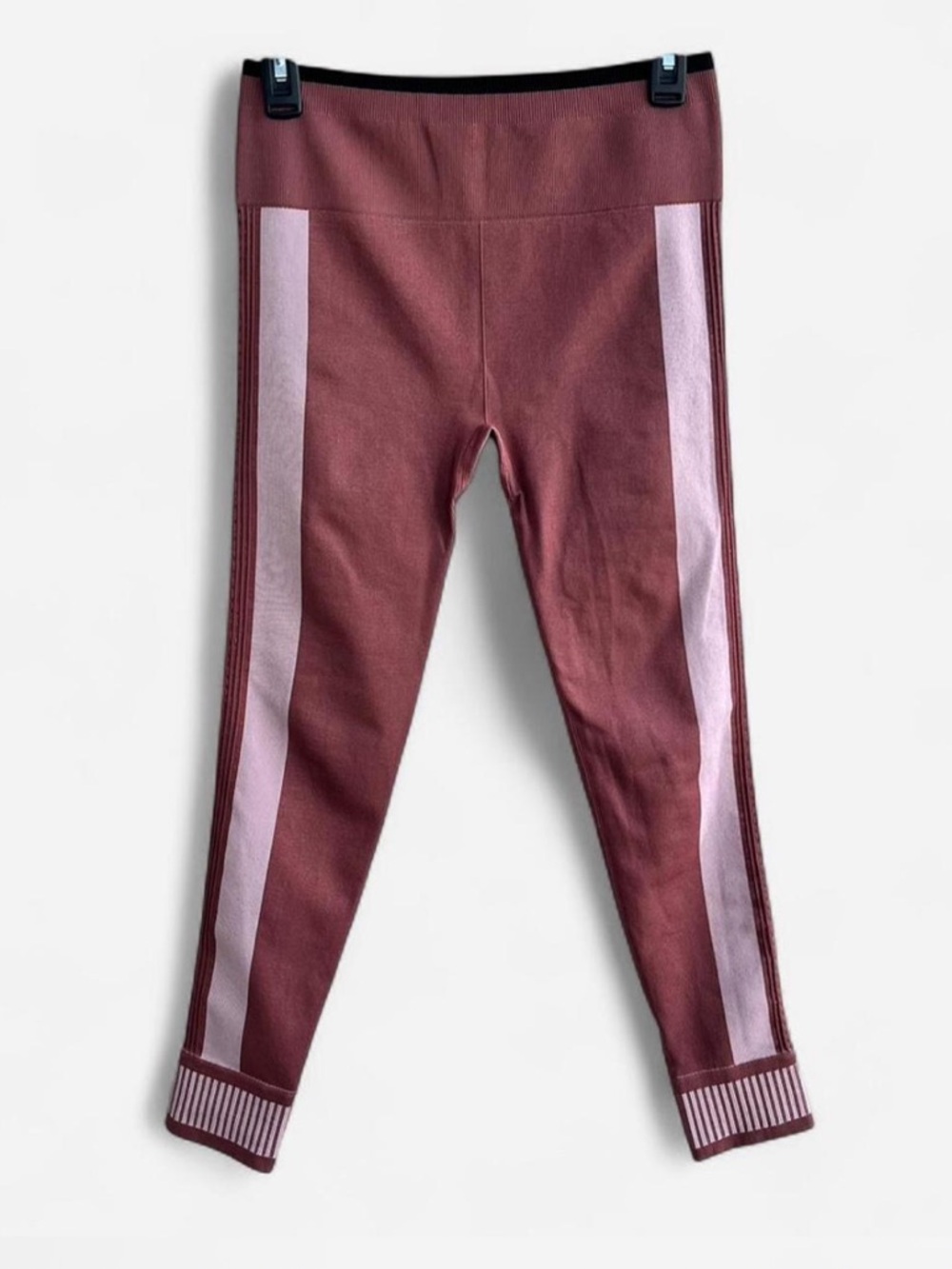 Fabletics High Waisted Seamless Colorblock Leggings Athletic Workout Pilates